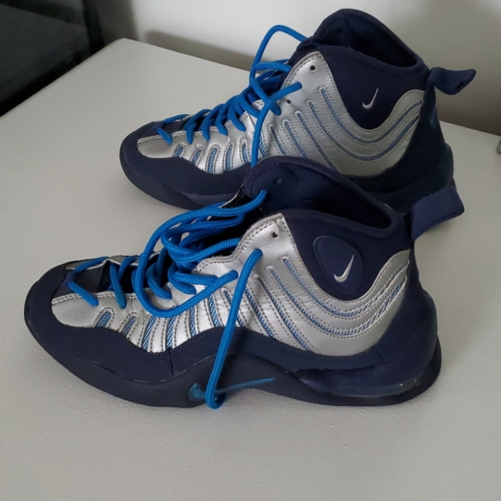 Nike air sneakers kids